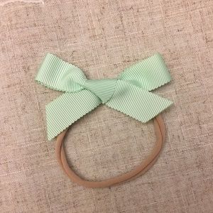 Little Poppy Co. spring bow
